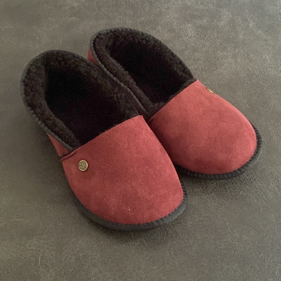 Celtic & Co. Sheepskin Venetian Slippers - Picture 6 of 9
